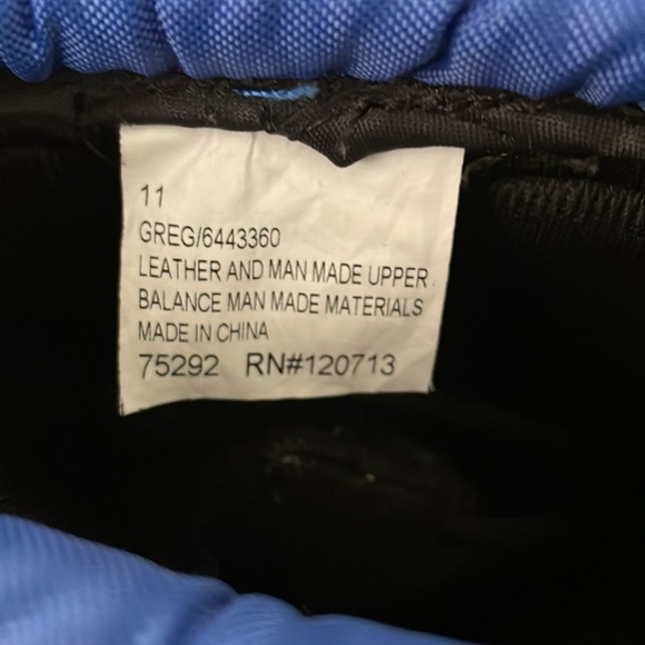 Totes snow boots. Great used condition.  Lots of life left - Picture 6 of 7